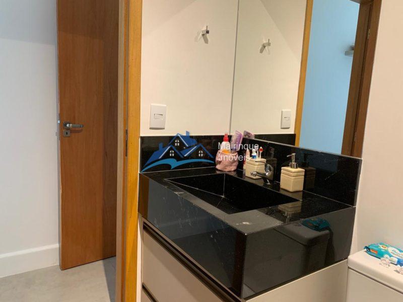 com 5 Quartos e 6 banheiros à Venda, 1000 m² por R$ 1.500.000 COD. CH367