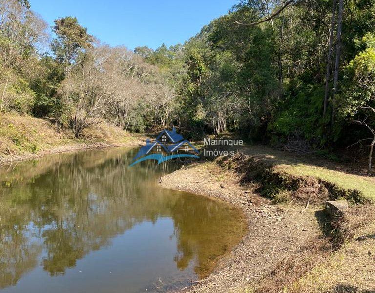 Fazenda/Sítio com 6 Quartos e 2 banheiro à Venda, 144000 m² por R$ 1.300.000 COD. ch462