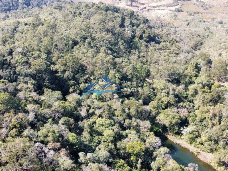 Fazenda/Sítio com 6 Quartos e 2 banheiro à Venda, 144000 m² por R$ 1.300.000 COD. ch462