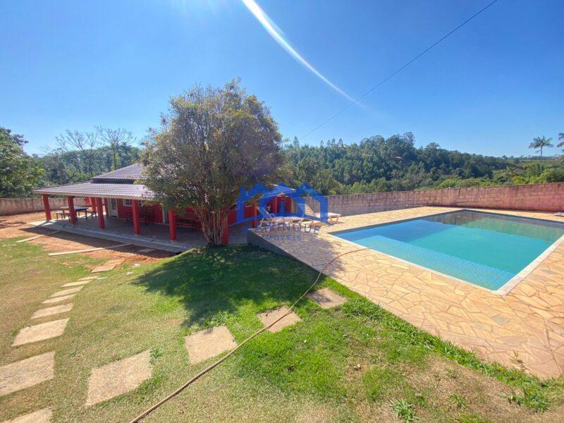 Chácara com 4 Quartos e 2 banheiros à Venda por R$ 450.000 COD. ch533