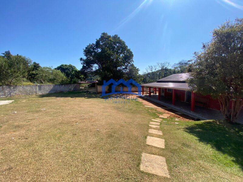 Chácara com 4 Quartos e 2 banheiros à Venda por R$ 450.000 COD. ch533