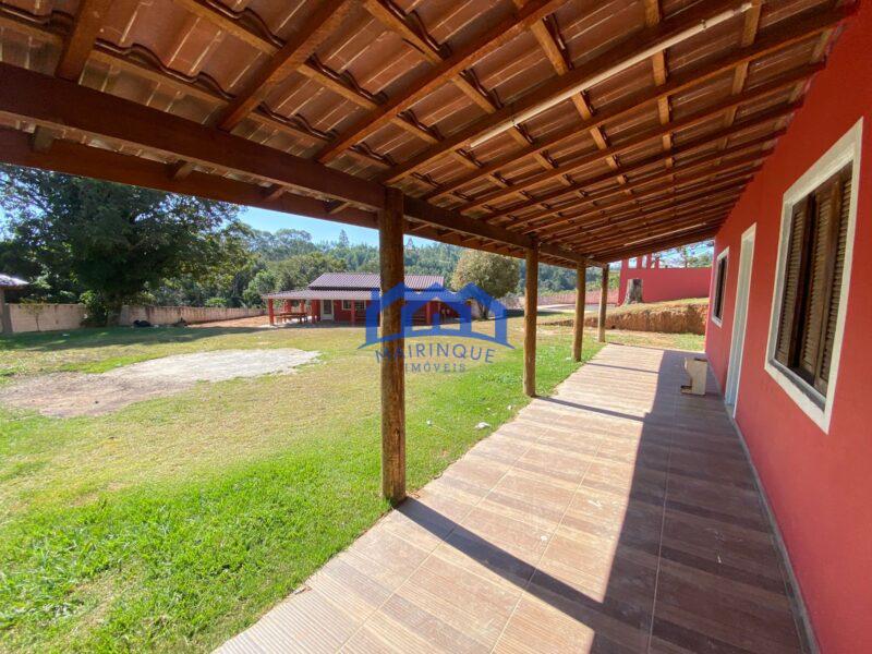Chácara com 4 Quartos e 2 banheiros à Venda por R$ 450.000 COD. ch533