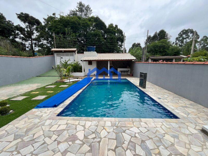 Chácara com 2 Quartos e 2 banheiros à Venda, 500 m² por R$ 420.000 Cód. ch556