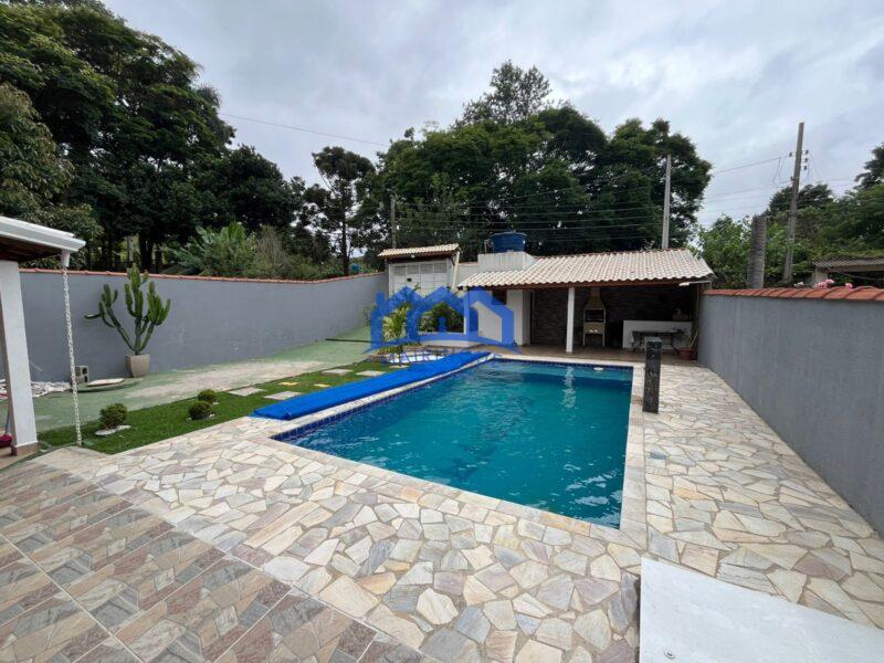 Chácara com 2 Quartos e 2 banheiros à Venda, 500 m² por R$ 420.000 Cód. ch556
