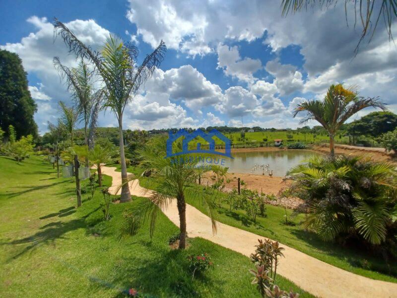 Fazenda/Sítio com 3 Quartos e 4 banheiros à Venda, 50000 m² por R$ 3.850.000 COD. ch575