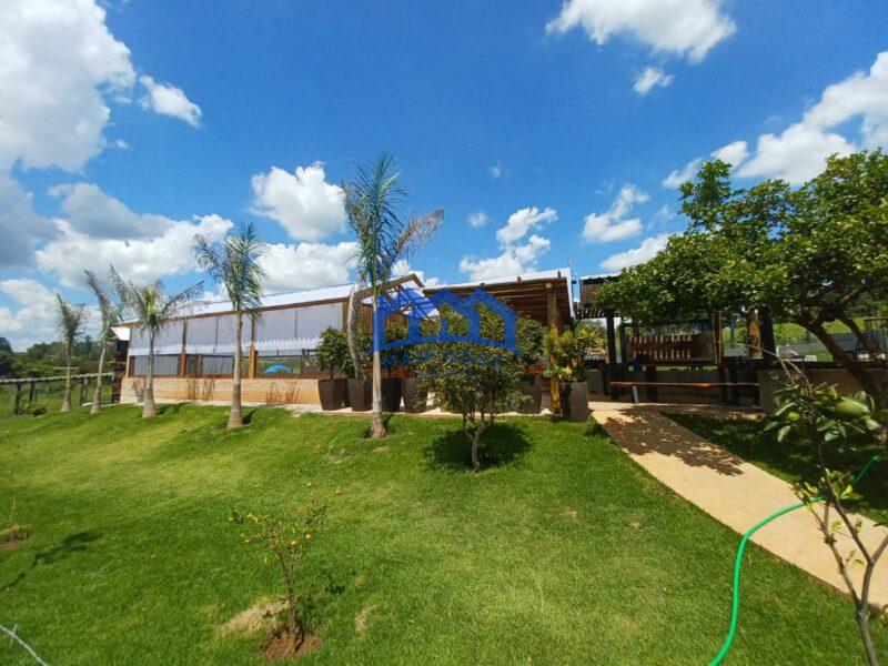 Fazenda/Sítio com 3 Quartos e 4 banheiros à Venda, 50000 m² por R$ 3.850.000 COD. ch575