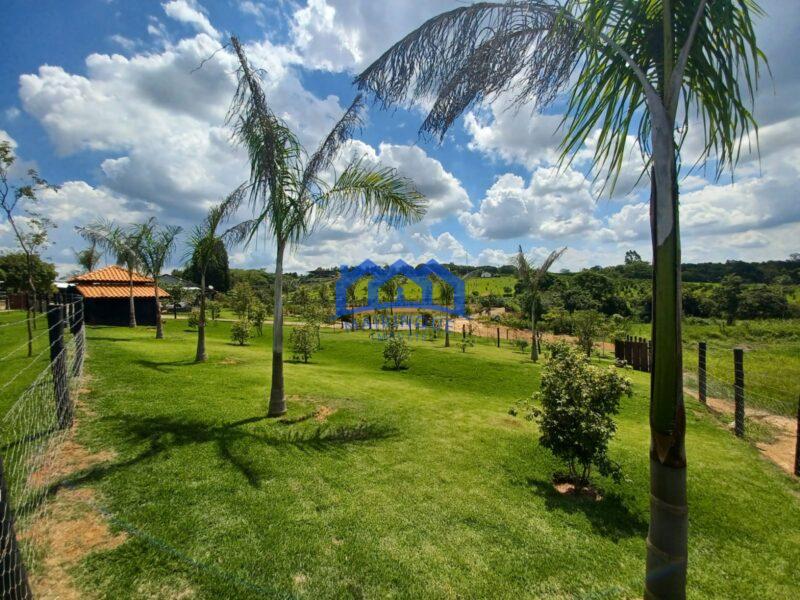 Fazenda/Sítio com 3 Quartos e 4 banheiros à Venda, 50000 m² por R$ 3.850.000 COD. ch575