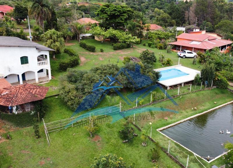 Fazenda/Sítio com 5 Quartos e 3 banheiros à Venda, 5000 m² por R$ 1.000.000 COD. ch594