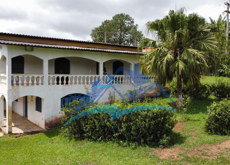 Fazenda/Sítio com 5 Quartos e 3 banheiros à Venda, 5000 m² por R$ 1.000.000 COD. ch594