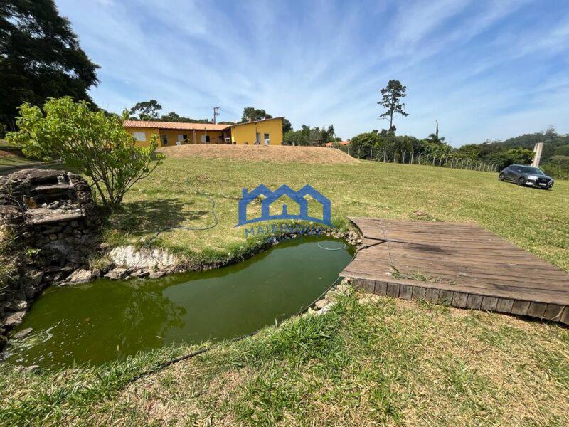 Fazenda/Sítio com 4 Quartos e 4 banheiros à Venda, 8000 m² por R$ 1.200.000 COD. ch664