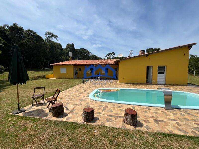 Fazenda/Sítio com 4 Quartos e 4 banheiros à Venda, 8000 m² por R$ 1.200.000 COD. ch664