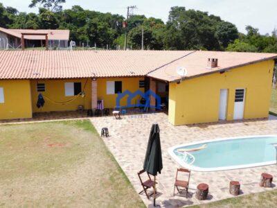 Fazenda/Sítio com 4 Quartos e 4 banheiros à Venda, 8000 m² por R$ 1.200.000 COD. ch664