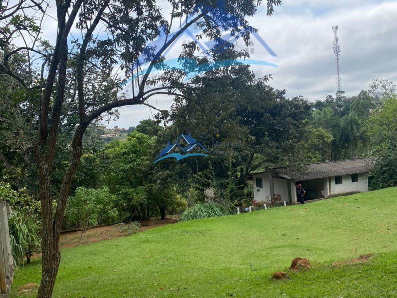 Fazenda/Sítio com 3 Quartos e 2 banheiros à Venda, 3800 m² por R$ 320.000 COD. ch654