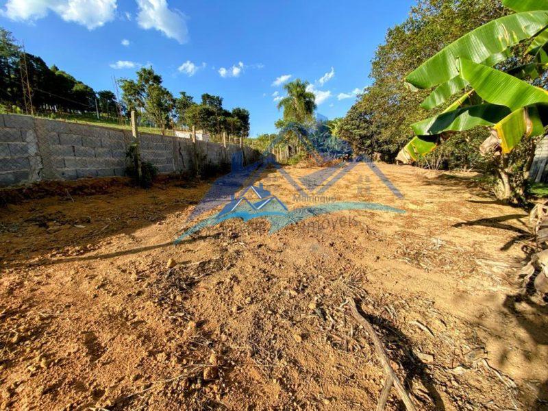 Terreno com piscina a venda!! ch674