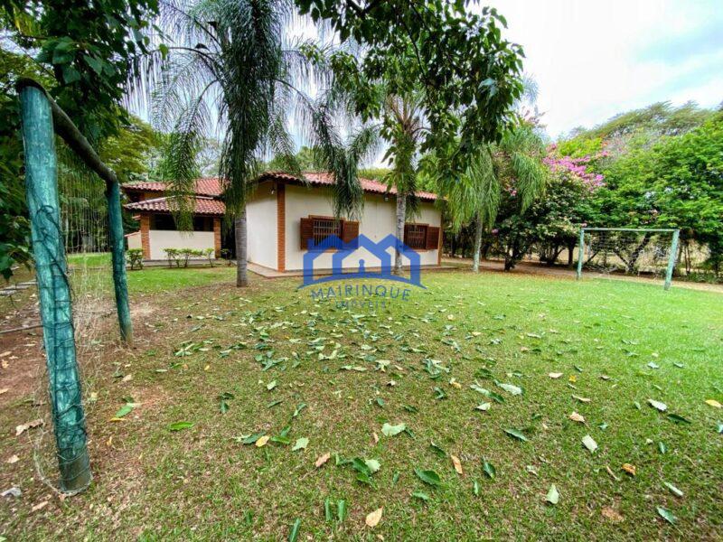 Fazenda/Sítio com 6 Quartos e 4 banheiros à Venda, 2500 m² por R$ 1.100.000 COD. ch683