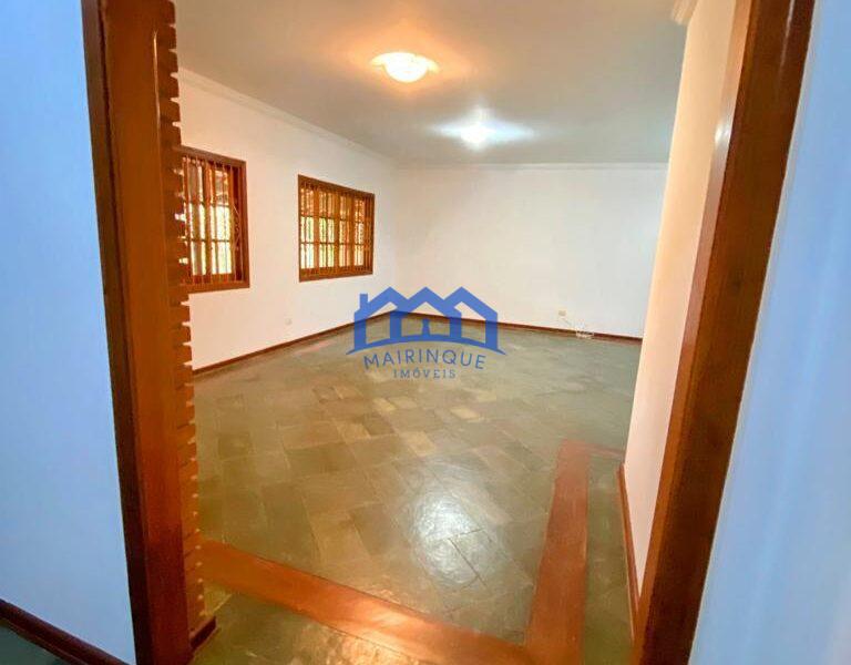 Fazenda/Sítio com 6 Quartos e 4 banheiros à Venda, 2500 m² por R$ 1.100.000 COD. ch683