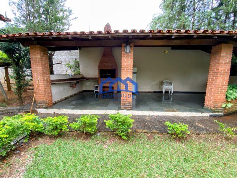 Fazenda/Sítio com 6 Quartos e 4 banheiros à Venda, 2500 m² por R$ 1.100.000 COD. ch683