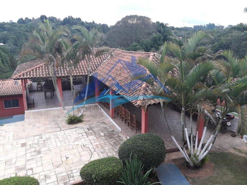 Fazenda/Sítio com 5 Quartos e 3 banheiros à Venda, 7500 m² por R$ 1.100.000 COD. ch701