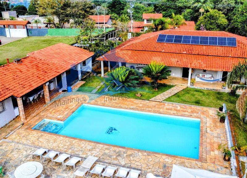 Fazenda/Sítio com 5 Quartos e 4 banheiros à Venda, 3200 m² por R$ 1.700.000 COD. ch729