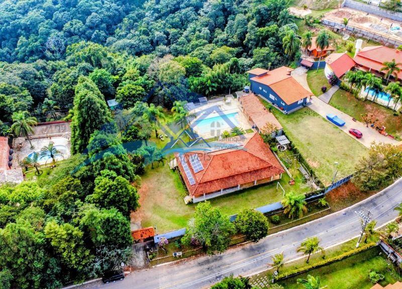 Fazenda/Sítio com 5 Quartos e 4 banheiros à Venda, 3200 m² por R$ 1.700.000 COD. ch729