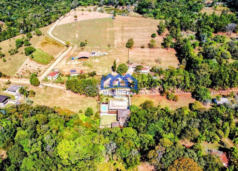 Fazenda/Sítio com 3 Quartos e 2 banheiros à Venda, 24000 m² por R$ 1.200.000 COD. ch737