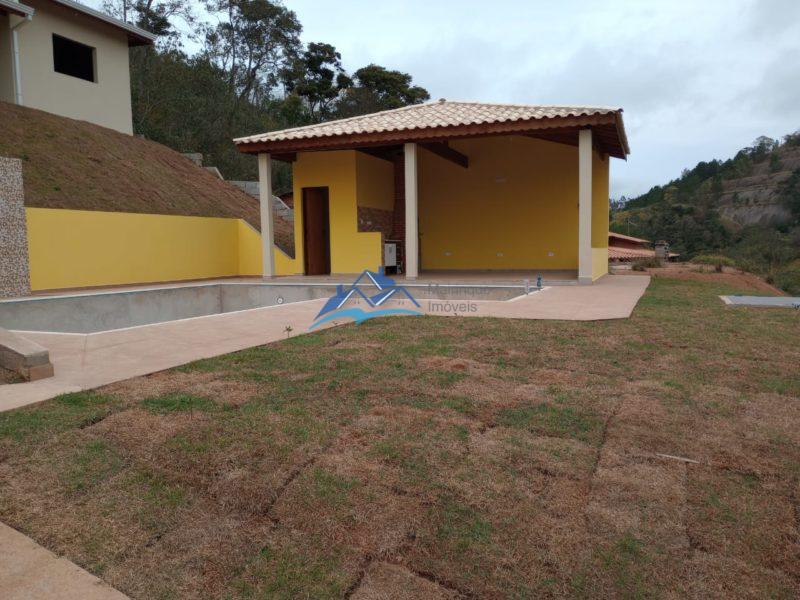 Chácara com 3 Quartos e 2 banheiros à Venda, 1000 m² por R$ 550.000 COD. ch798