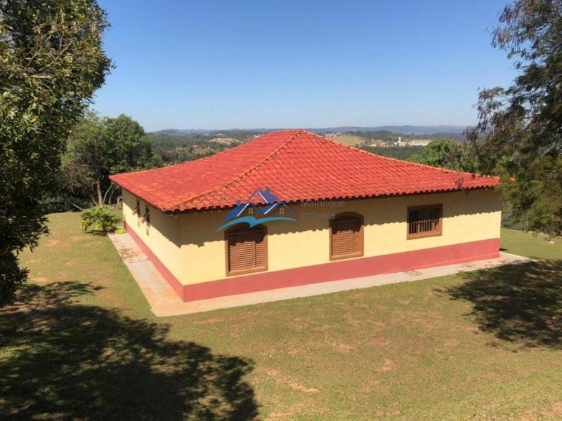 Sitio com 3 Quartos e 2 banheiros à Venda, 18000 m² por R$ 1.100.000 COD. ch810