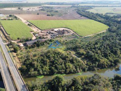 Fazenda/Sítio à Venda, 240.000 m² por R$ 5.000.000 COD. ch813