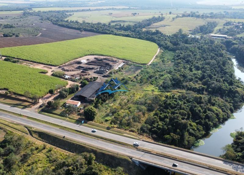 Fazenda/Sítio à Venda, 240.000 m² por R$ 5.000.000 COD. ch813