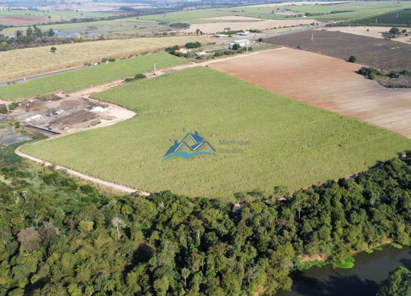 Fazenda/Sítio à Venda, 240.000 m² por R$ 5.000.000 COD. ch813