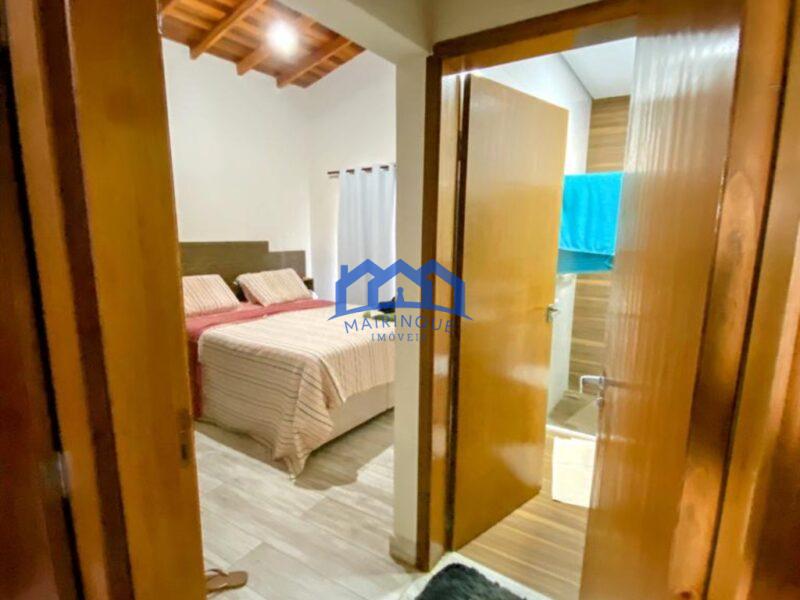 Casa com 2 Quartos e 3 banheiros à Venda, 220 m² por R$ 650.000 COD. ch812