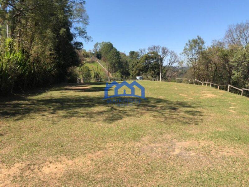 Sitio com 3 Quartos e 2 banheiros à Venda, 18.000 m² por R$ 1.100.000 Cód. ch810