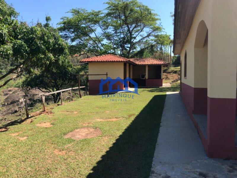 Sitio com 3 Quartos e 2 banheiros à Venda, 18.000 m² por R$ 1.100.000 Cód. ch810