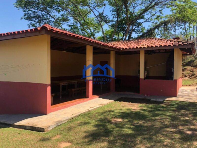 Sitio com 3 Quartos e 2 banheiros à Venda, 18.000 m² por R$ 1.100.000 Cód. ch810