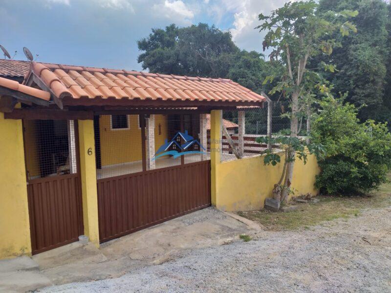 Chácara com 3 Quartos e 3 banheiros à Venda, 560 m² por R$ 480.000 COD. ch872