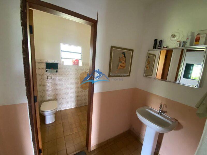 Sitio com 7 Quartos e 4 banheiros à Venda, 72.000 m² por R$ 2.100.000 COD. ch937