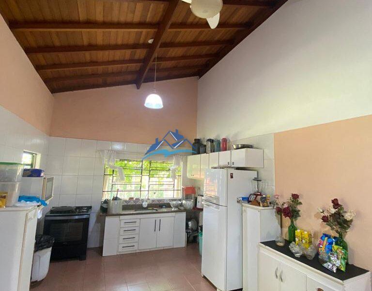 Sitio com 7 Quartos e 4 banheiros à Venda, 72.000 m² por R$ 2.100.000 COD. ch937