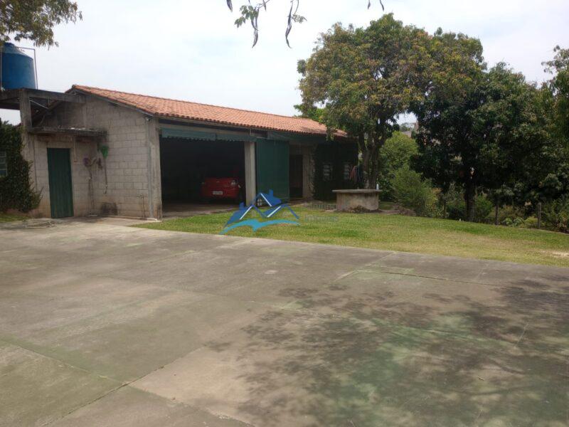 Sitio com 7 Quartos e 4 banheiros à Venda, 72.000 m² por R$ 2.100.000 COD. ch937