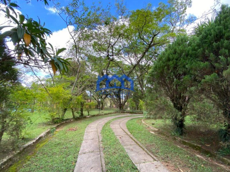 Chácara com 8 Quartos e 7 banheiro à Venda, 5.200 m² por R$ 1.180.000 COD. ch948