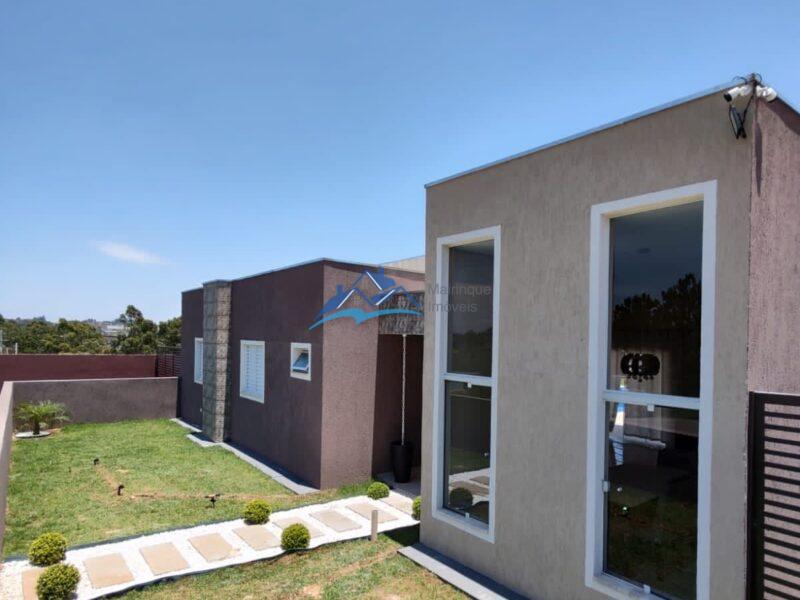 Chácara com 4 Quartos e 1 banheiro à Venda, 1000 m² por R$ 950.000 COD. ch986