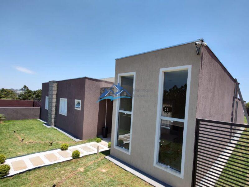 Chácara com 4 Quartos e 1 banheiro à Venda, 1000 m² por R$ 950.000 COD. ch986