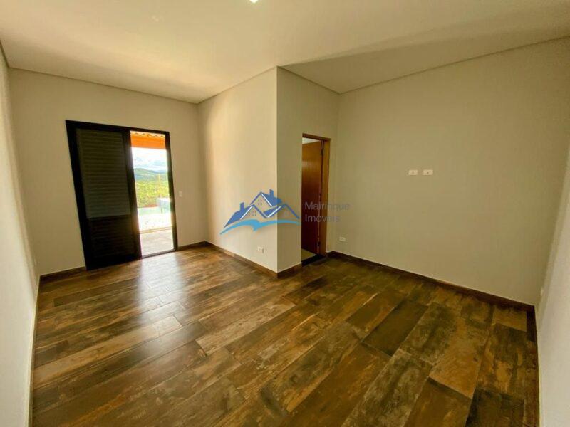 Chácara com 4 Quartos e 5 banheiros à Venda, 1000 m² por R$ 1.500.000 COD. ch1035