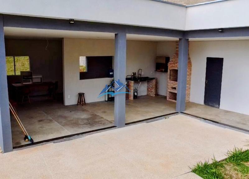 Chácara com 4 Quartos e 3 banheiros à Venda, 1779 m² por R$ 375.000 COD. ch1036