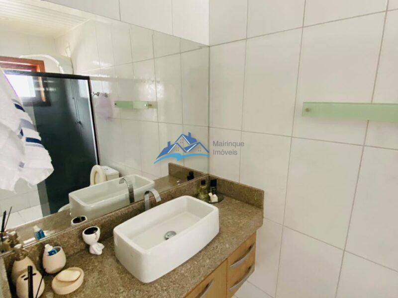 Chácara com 3 Quartos e 3 banheiros à Venda, 1200 m² por R$ 1.300.000 COD. ch1060