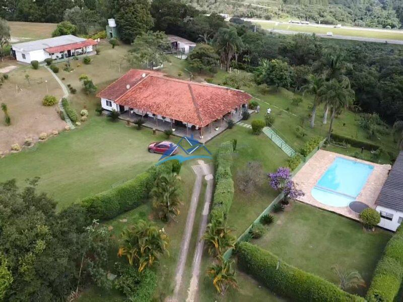 Chácara com 5 Quartos e 7 banheiros à Venda, 24000 m² por R$ 1.500.000 COD. ch1071