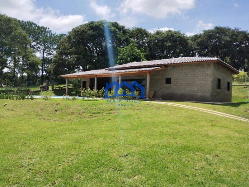 Chácara com 3 Quartos e 4 banheiros à Venda, 2000 m² por R$ 610.000 COD. ch1073