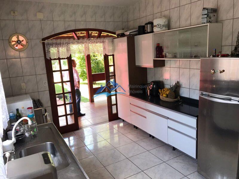 Chácara com 3 Quartos e 4 banheiros à Venda, 1900 m² por R$ 850.000 COD. ch1123