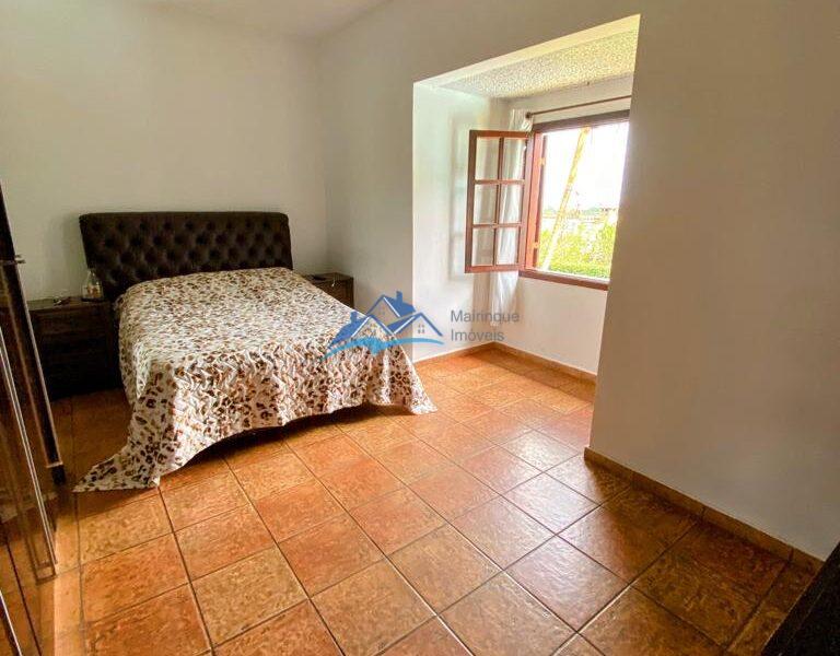 Chácara com 3 Quartos e 4 banheiros à Venda, 1900 m² por R$ 850.000 COD. ch1123