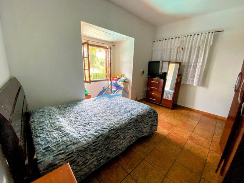 Chácara com 3 Quartos e 4 banheiros à Venda, 1900 m² por R$ 850.000 COD. ch1123