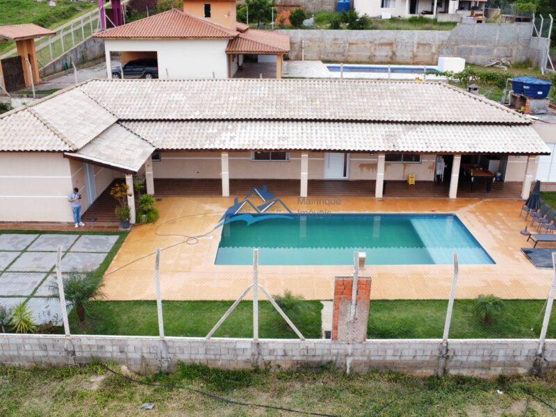 Fazenda/Sítio com 5 Quartos e 6 banheiros à Venda, 1000 m² por R$ 890.000 COD. ch1153